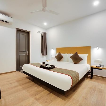 Готель Oyo Townhouse 019 Anand Vihar Нью-Делі Екстер'єр фото