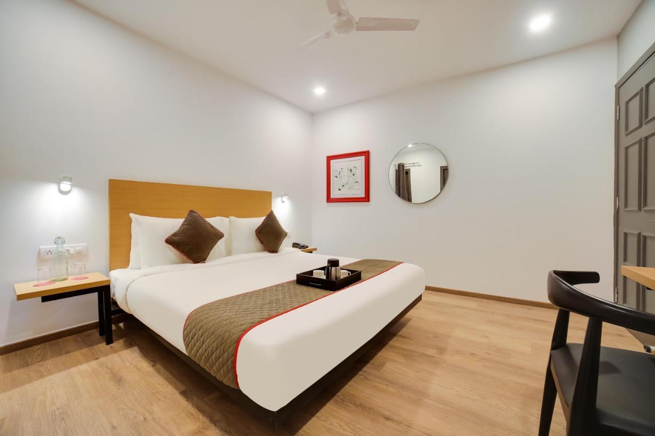 Готель Oyo Townhouse 019 Anand Vihar Нью-Делі Екстер'єр фото
