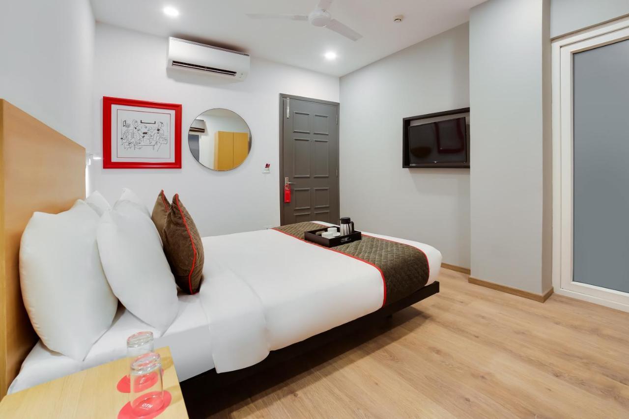 Готель Oyo Townhouse 019 Anand Vihar Нью-Делі Екстер'єр фото
