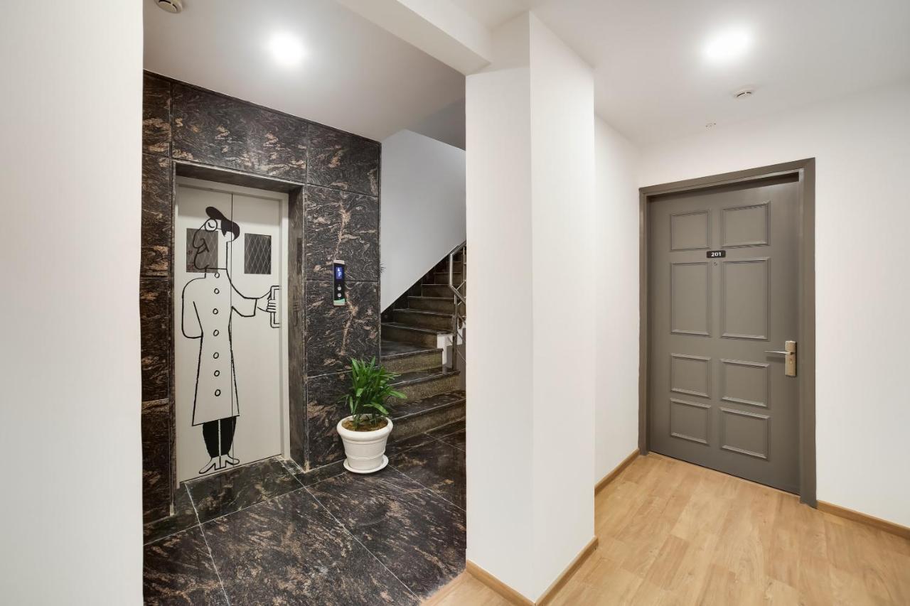 Готель Oyo Townhouse 019 Anand Vihar Нью-Делі Екстер'єр фото