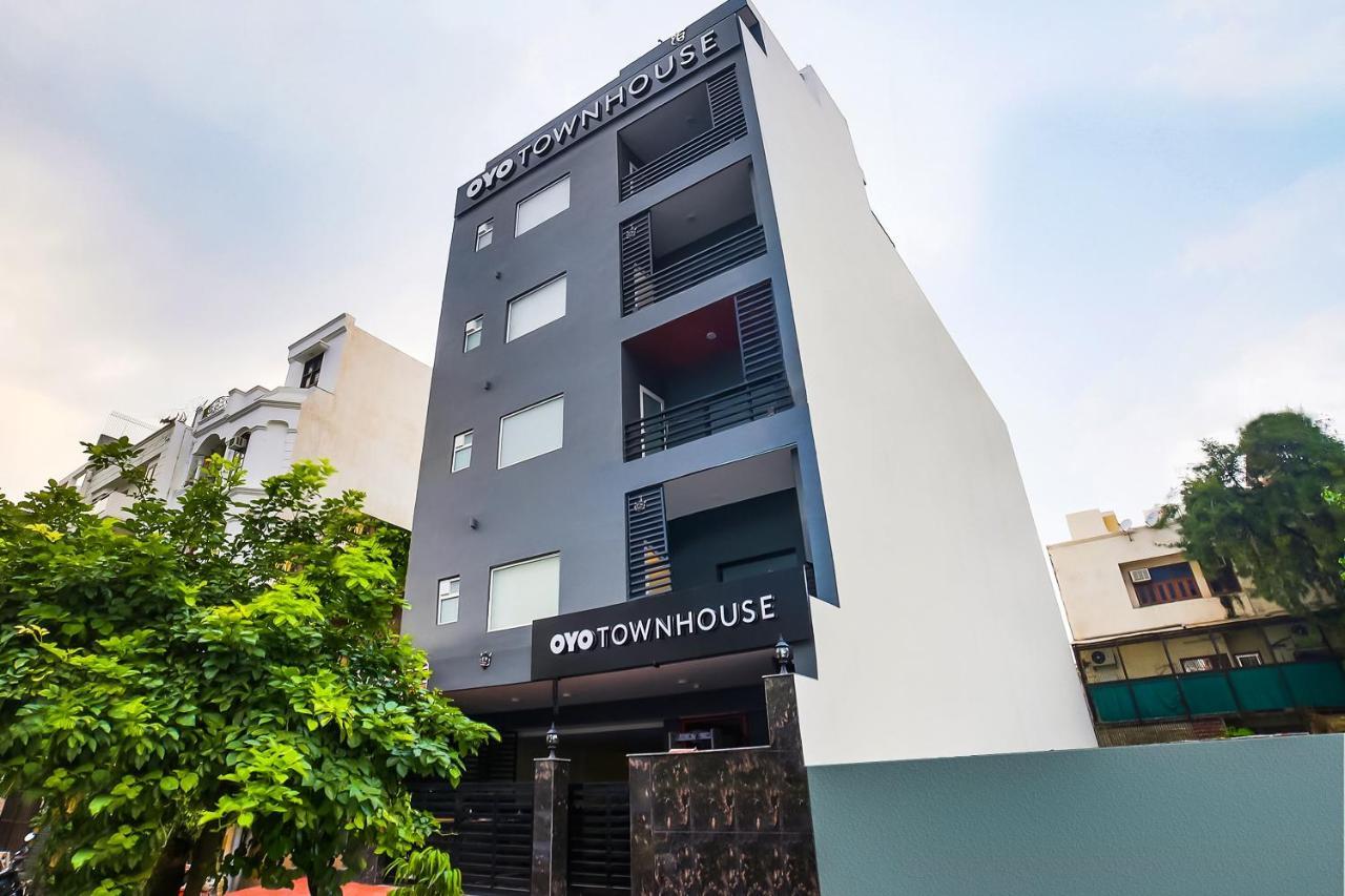 Готель Oyo Townhouse 019 Anand Vihar Нью-Делі Екстер'єр фото